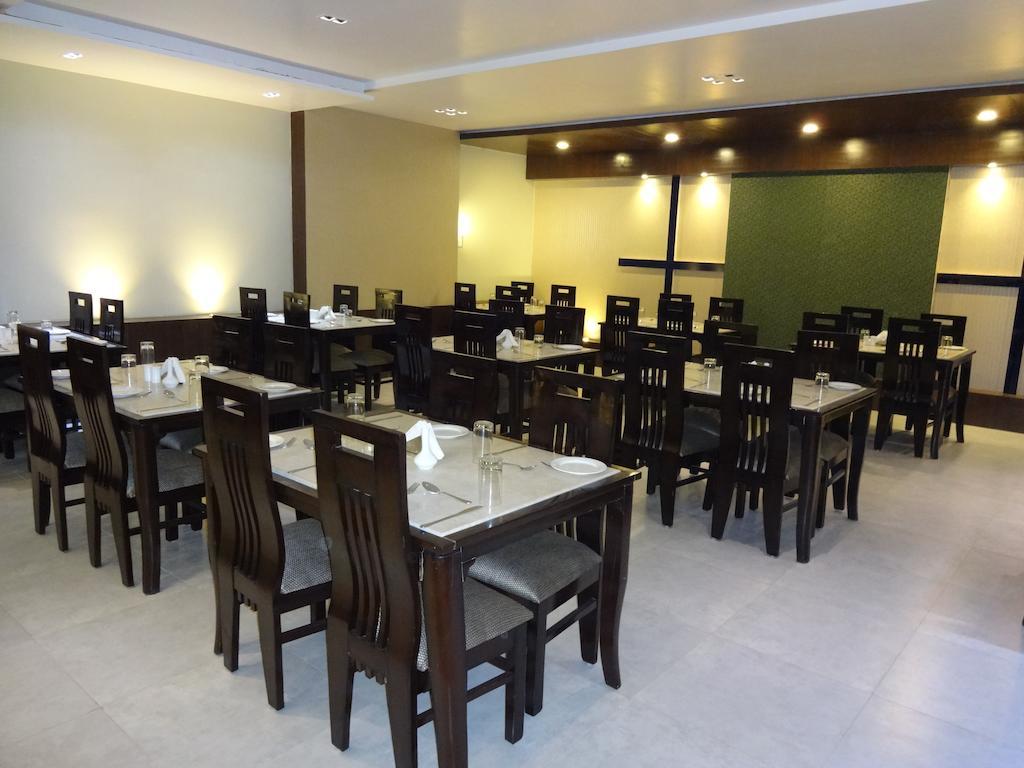 Hardik Resort Orchha Exterior photo